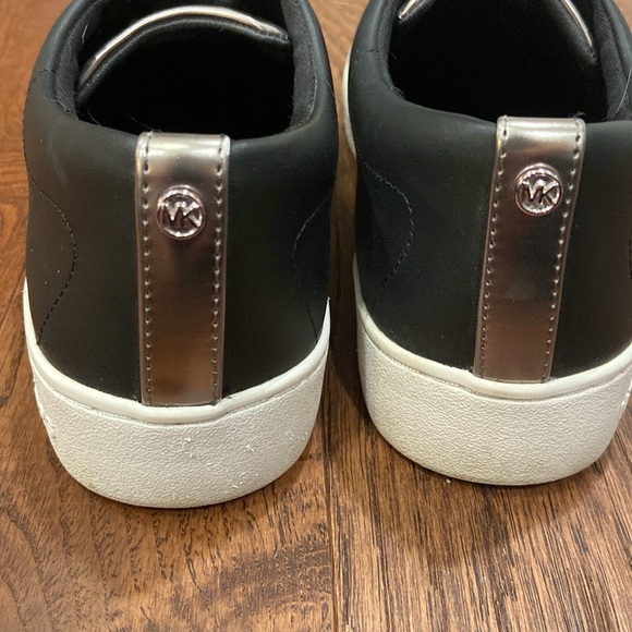 Michael Kors women’s shoes size 9 - Picture 4 of 11